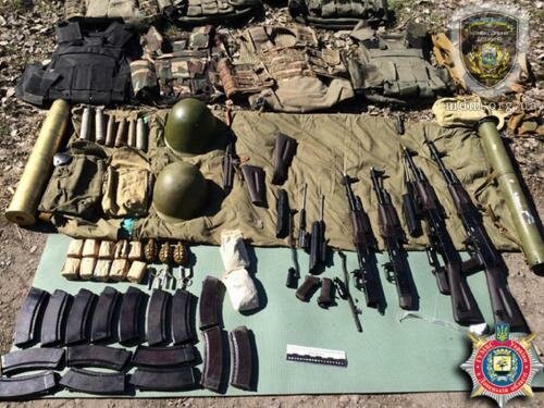 В Артемовске задержаны преступники, изъято много оружия
