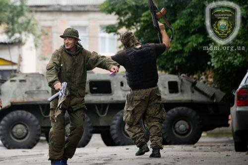 Донецкий губернатор запретил продавать спиртное военным в зоне АТО