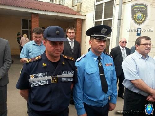 Начальник милиции Мариуполя поздравил пограничников с Днем службы (ФОТО)