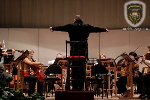 В Мариуполе состоится праздничный концерт муниципального оркестра «Ренессанс» ко Дню защиты детей