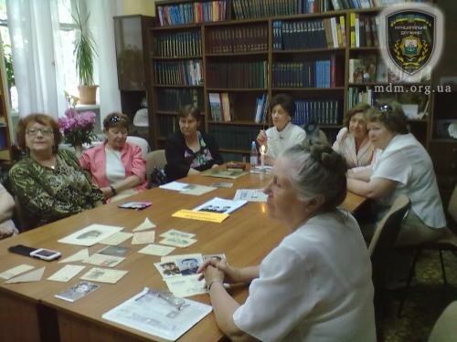 В библиотеке им. М. Грушевского провели вечер-память «Загляните в семейный альбом» (ФОТО)