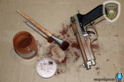 Мариупольские правоохранители обнаружили в мягкой детской игрушке огнестрельное оружие