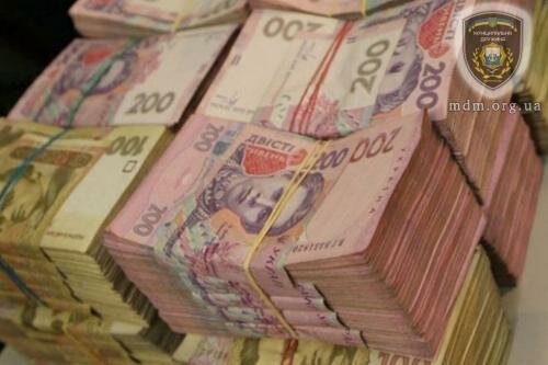 Глава набсовета украинского банка отмыл 7 млрд грн - МВД