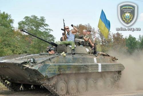 Военные на Донбассе получили сигнал: в 11:00 начат синхоронный отвод вооружения