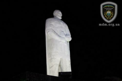 В Мариуполе открыли памятник князю Святославу